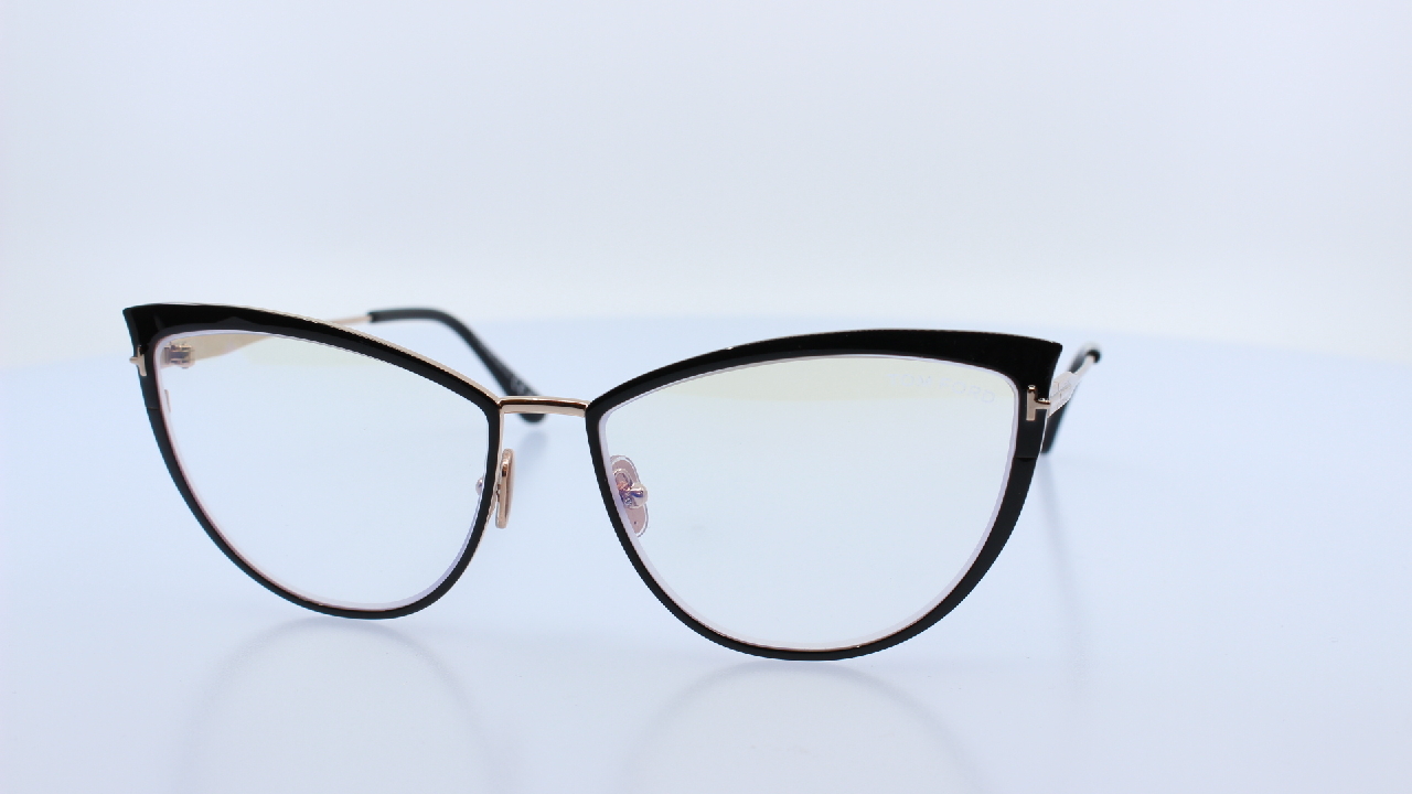 TOM FORD - FEKETE - 5877-B