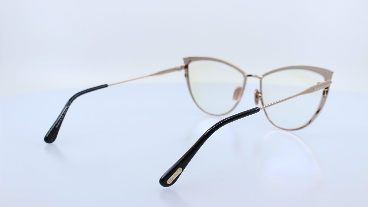 TOM FORD - FEKETE - 5877-B