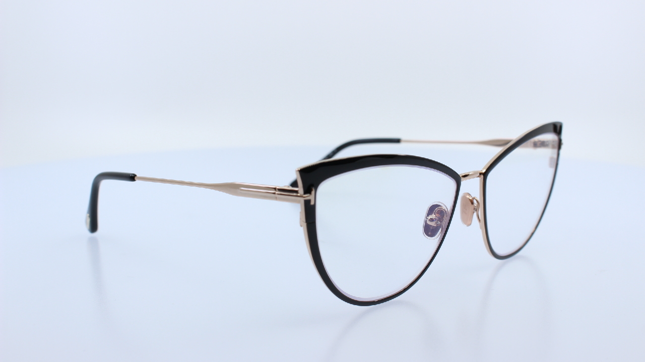 TOM FORD - FEKETE - 5877-B
