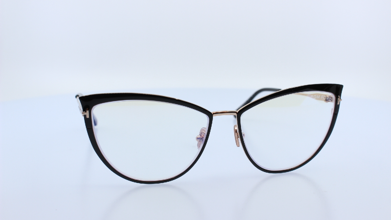 TOM FORD - FEKETE - 5877-B