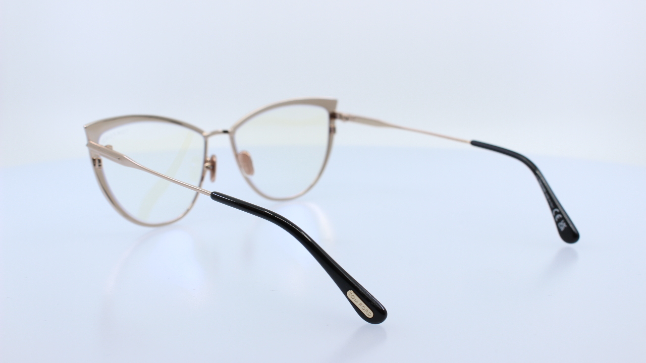 TOM FORD - FEKETE - 5877-B