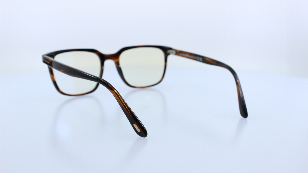 TOM FORD - BARNA - 5818