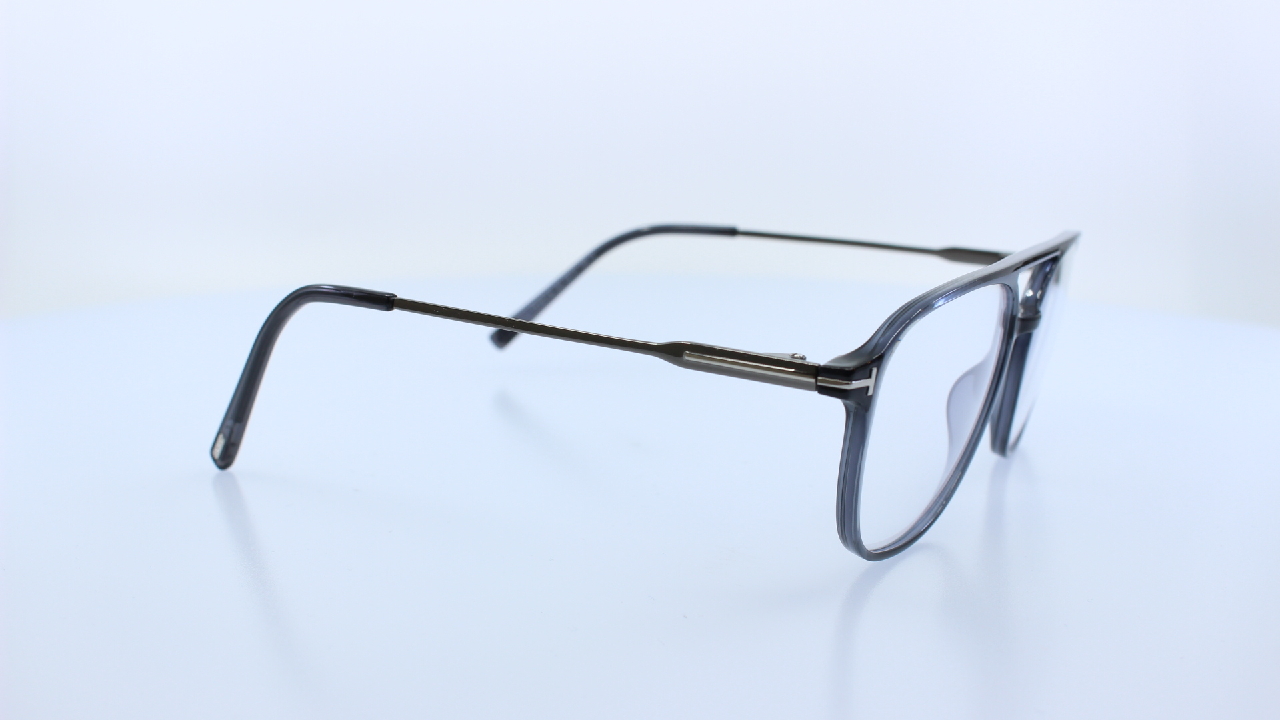 TOM FORD - SZÜRKE - 5874-B