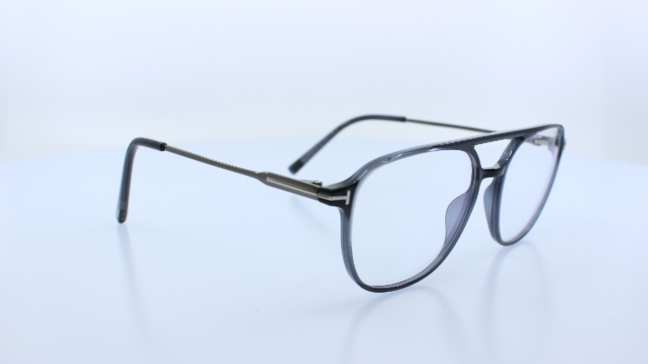 TOM FORD - SZÜRKE - 5874-B