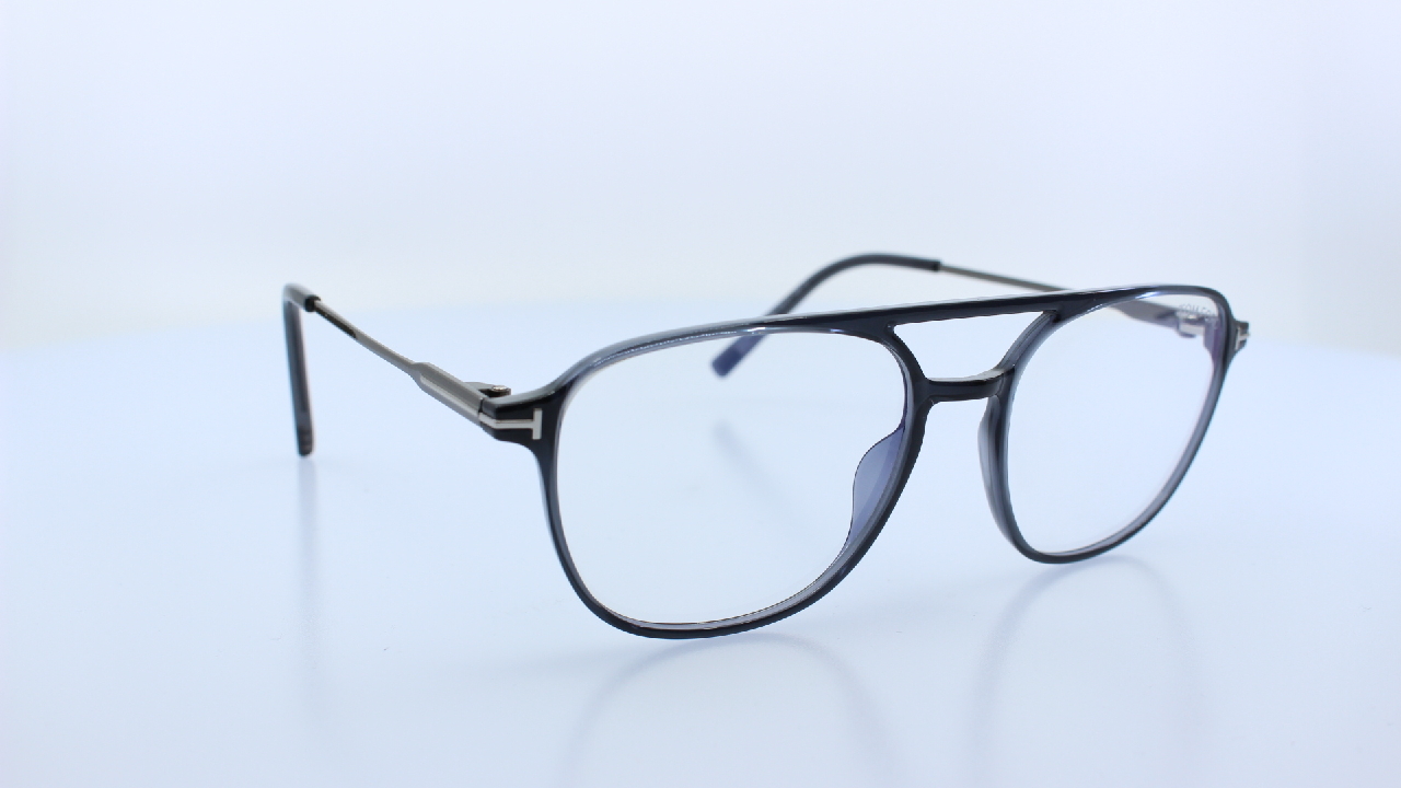 TOM FORD - SZÜRKE - 5874-B
