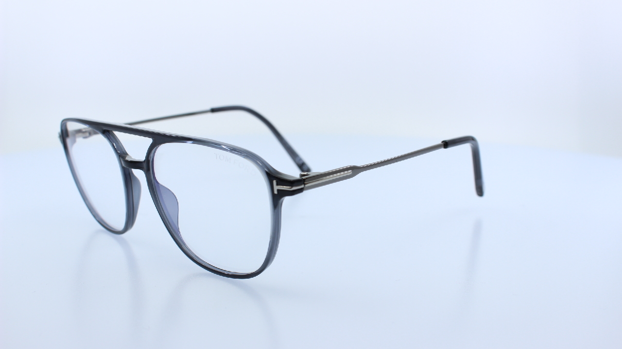 TOM FORD - SZÜRKE - 5874-B