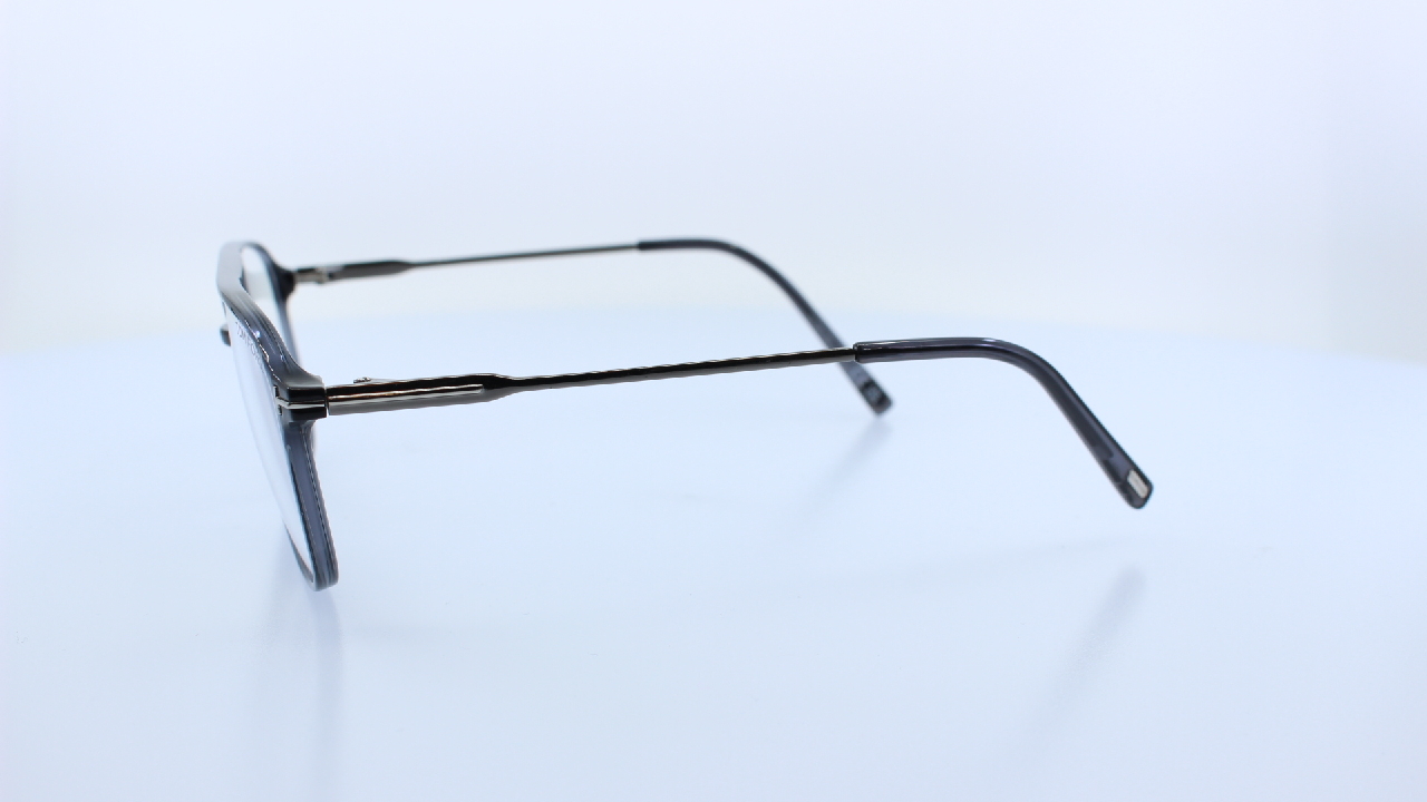 TOM FORD - SZÜRKE - 5874-B