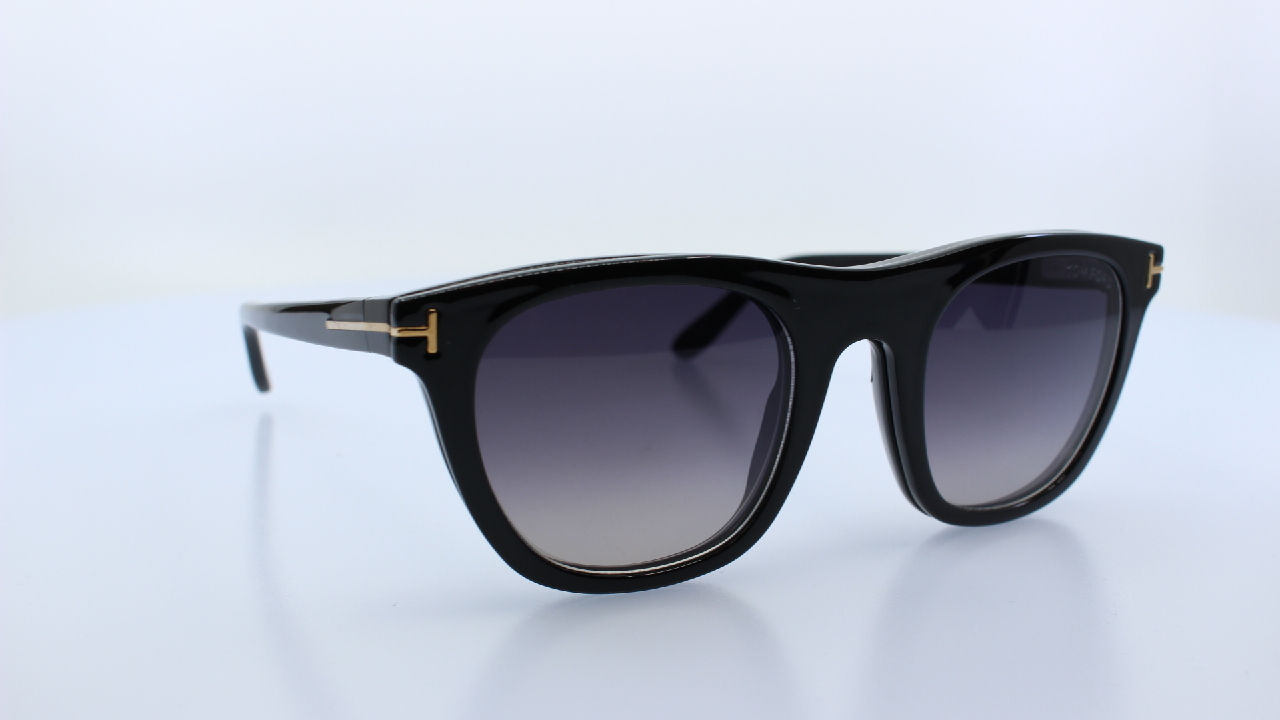 TOM FORD - FEKETE - 5895-B