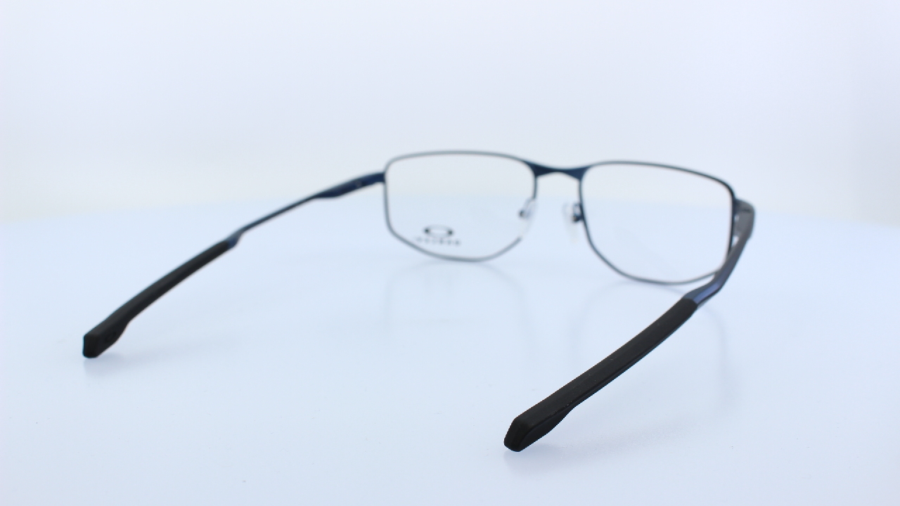 OAKLEY - FEKETE - OX3012