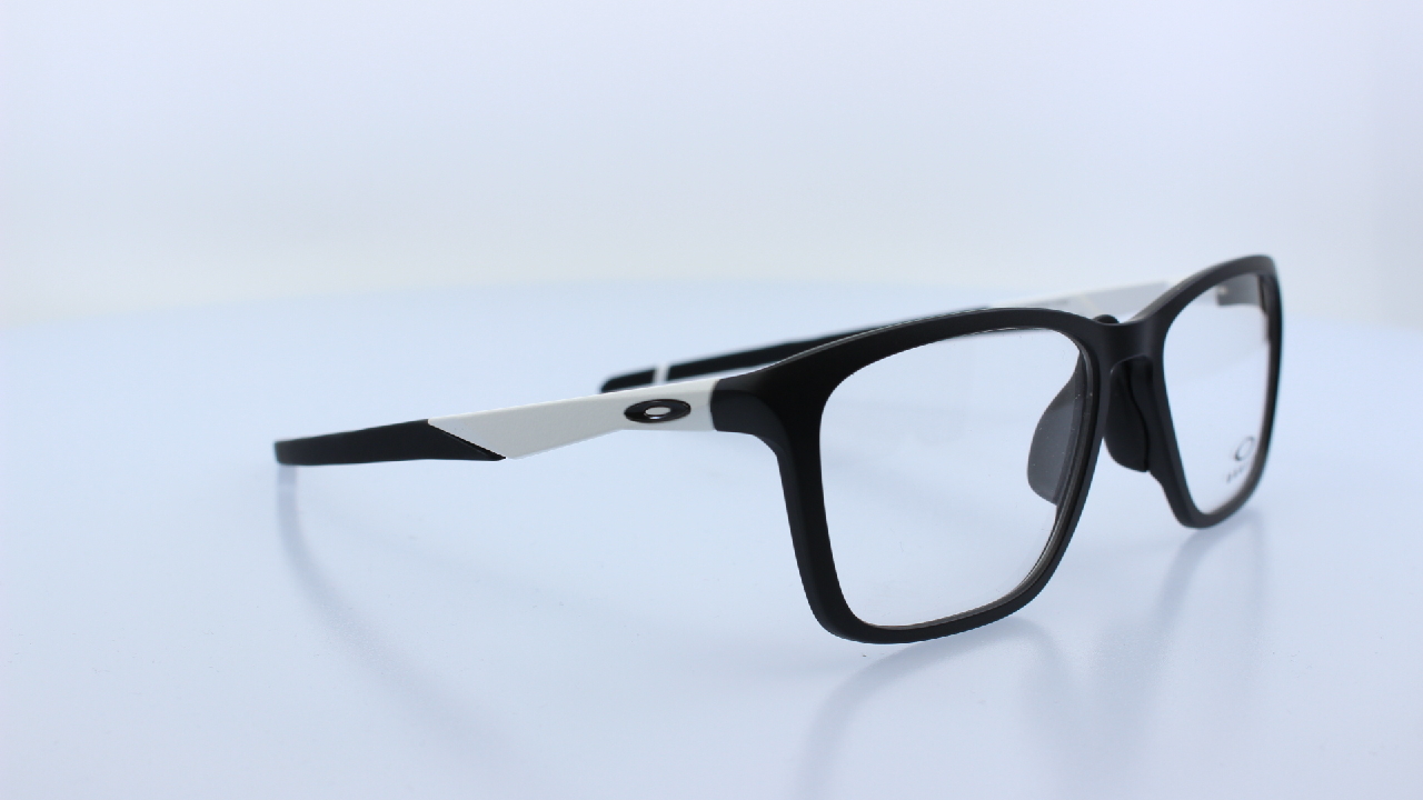 OAKLEY - FEKETE - OX8062D