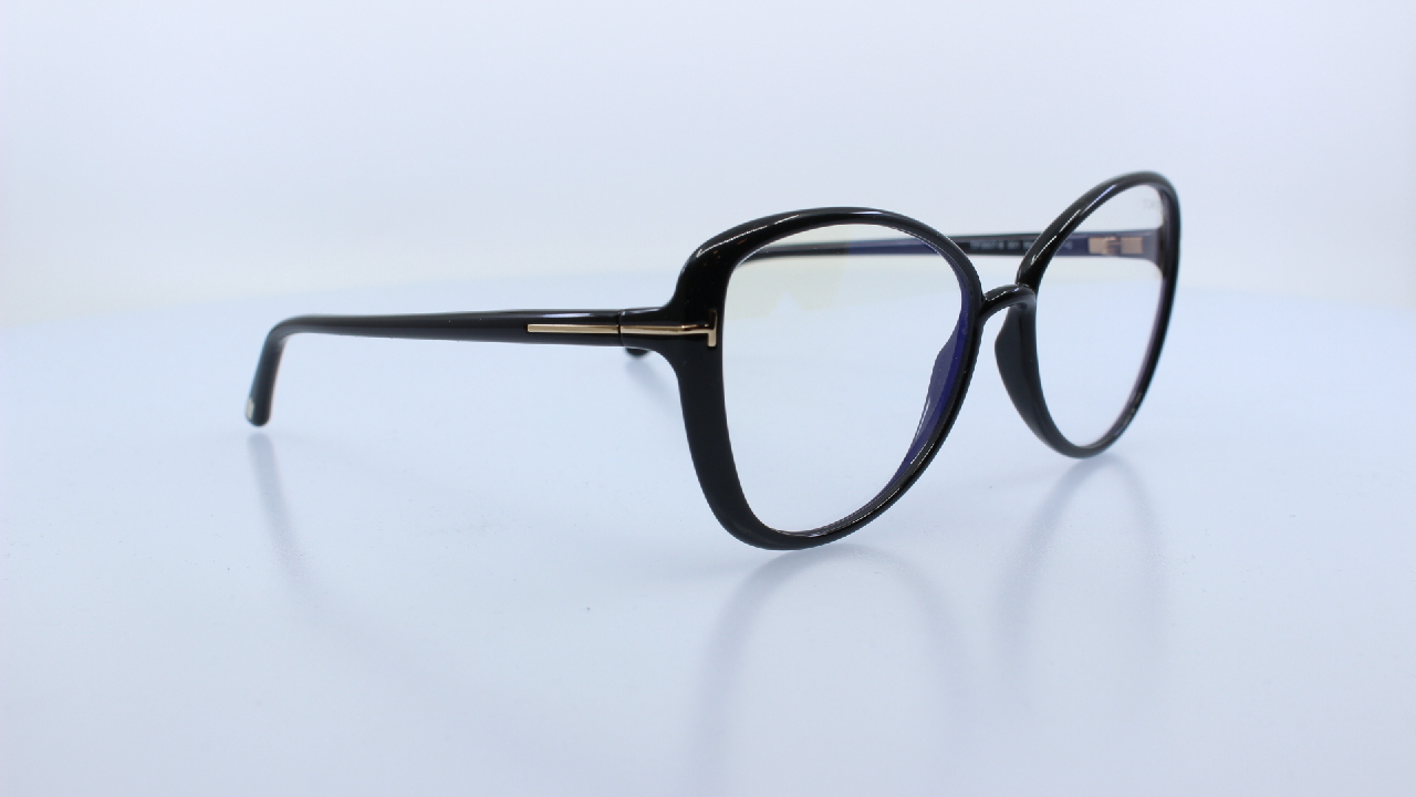 TOM FORD - FEKETE - 5907-B