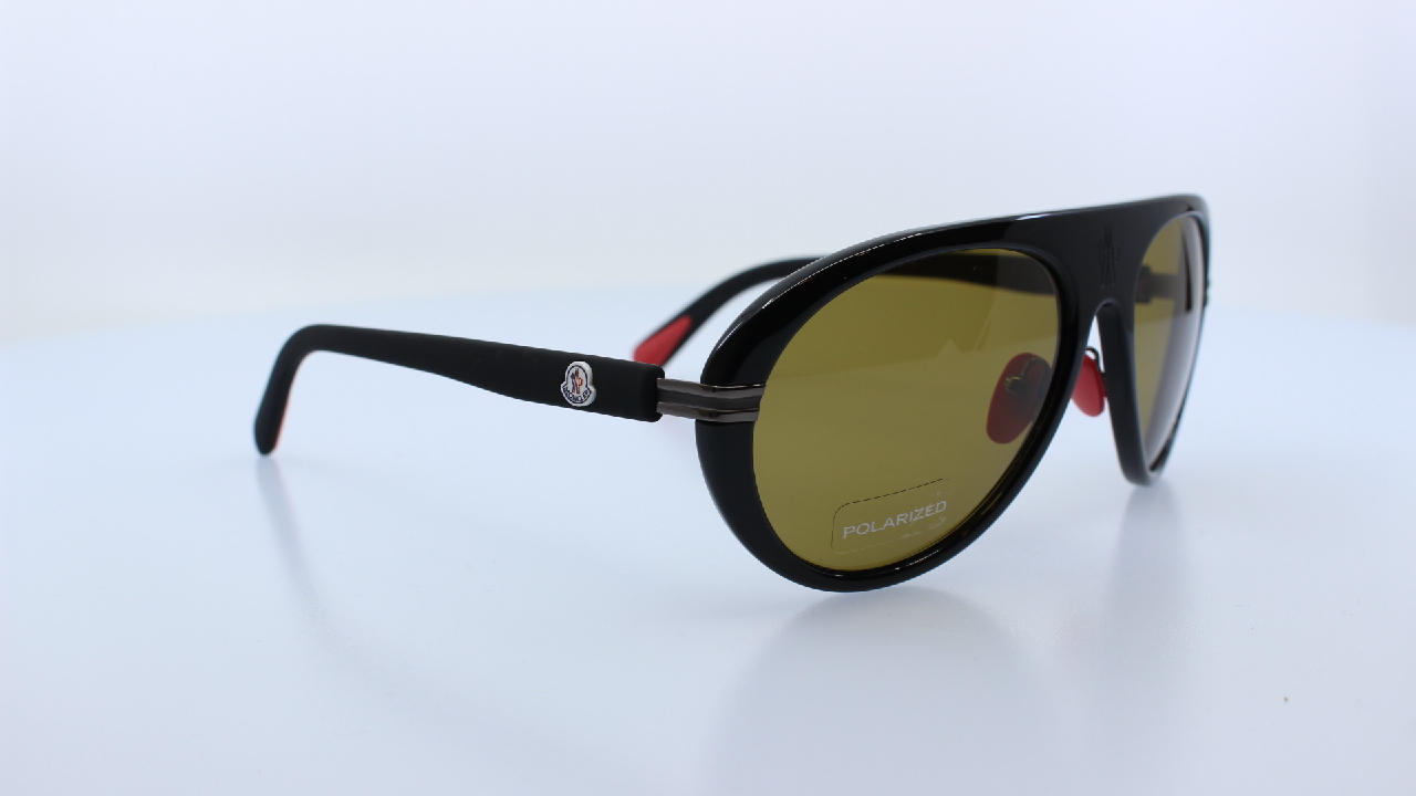 MONCLER - FEKETE - ML0240