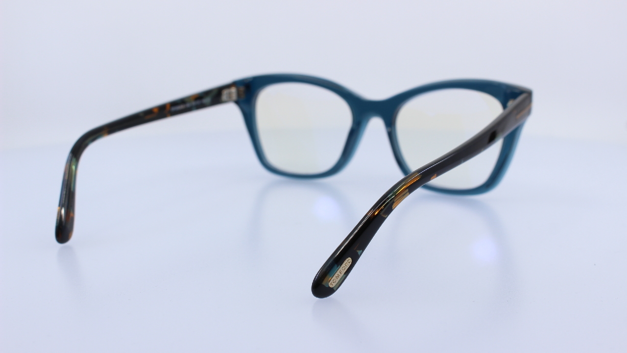 TOM FORD - KÉK - 5909-B