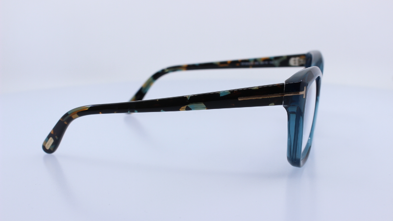 TOM FORD - KÉK - 5909-B