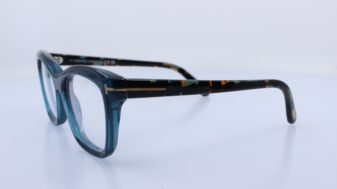 TOM FORD - KÉK - 5909-B