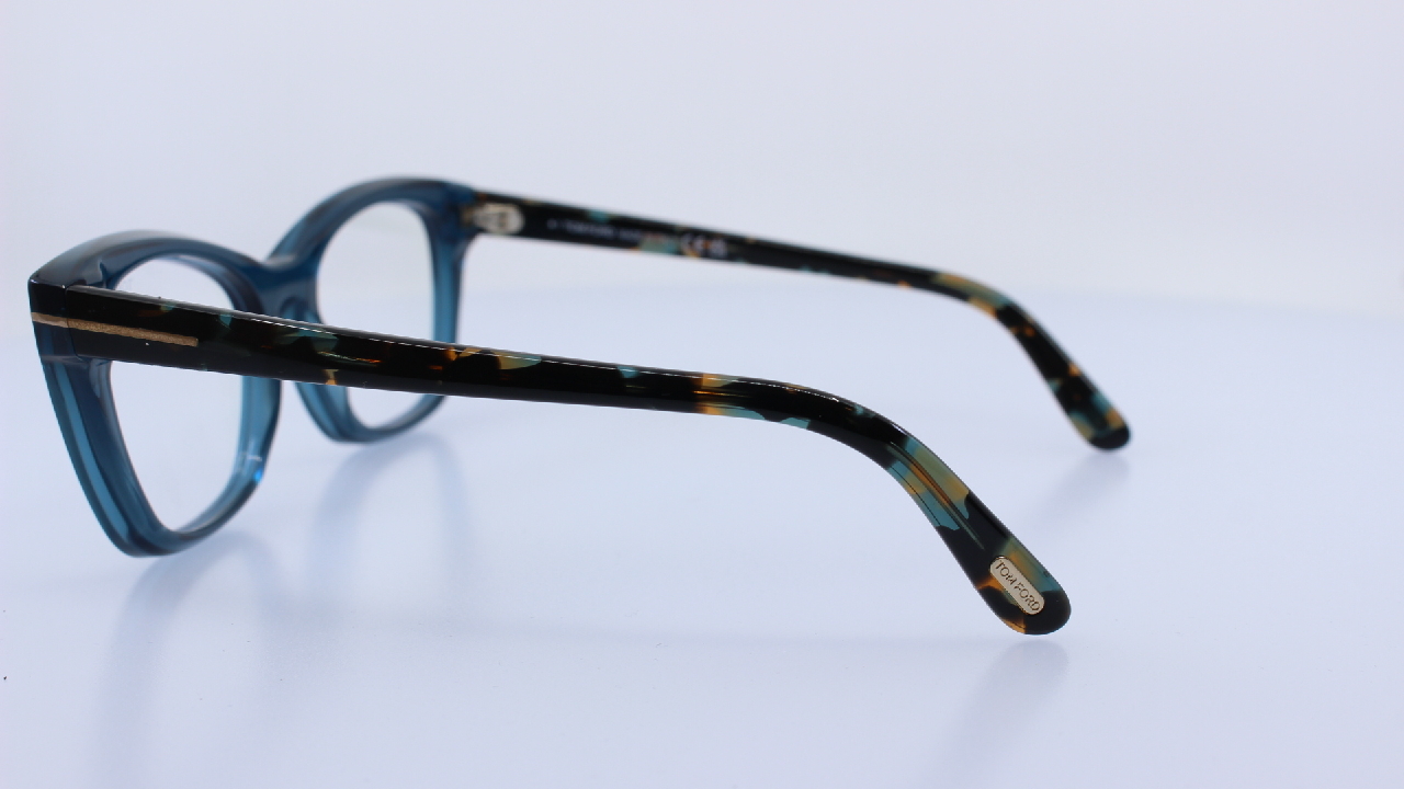 TOM FORD - KÉK - 5909-B