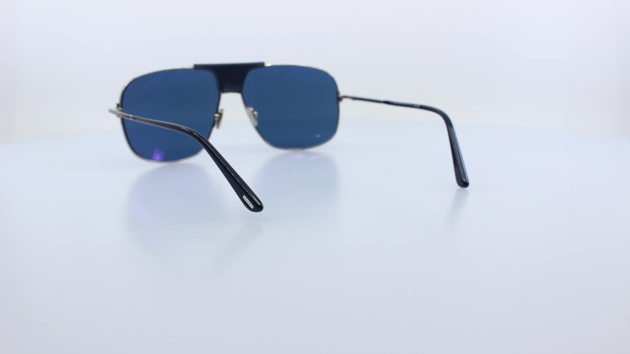 TOM FORD - ARANY - 1096