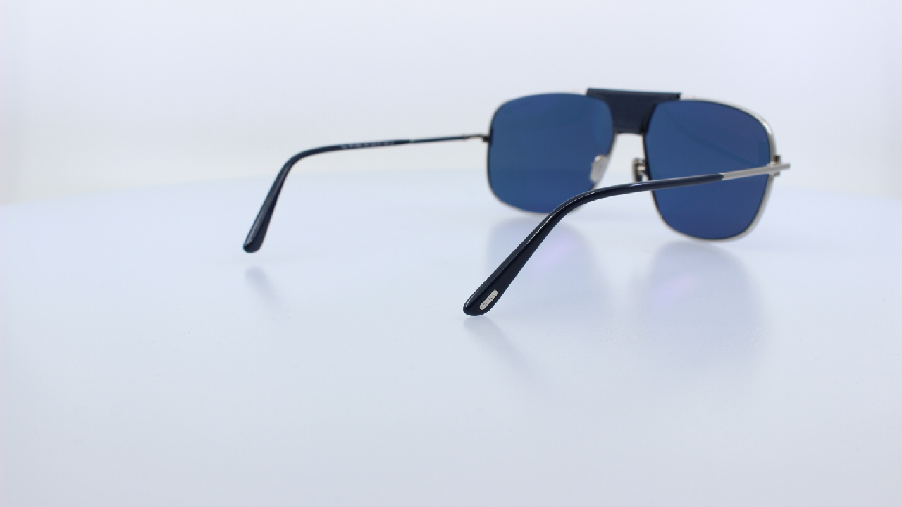 TOM FORD - ARANY - 1096