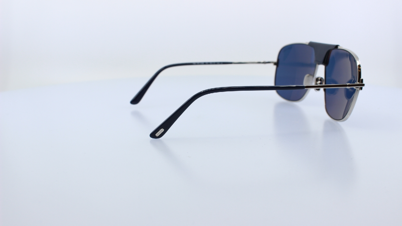 TOM FORD - ARANY - 1096