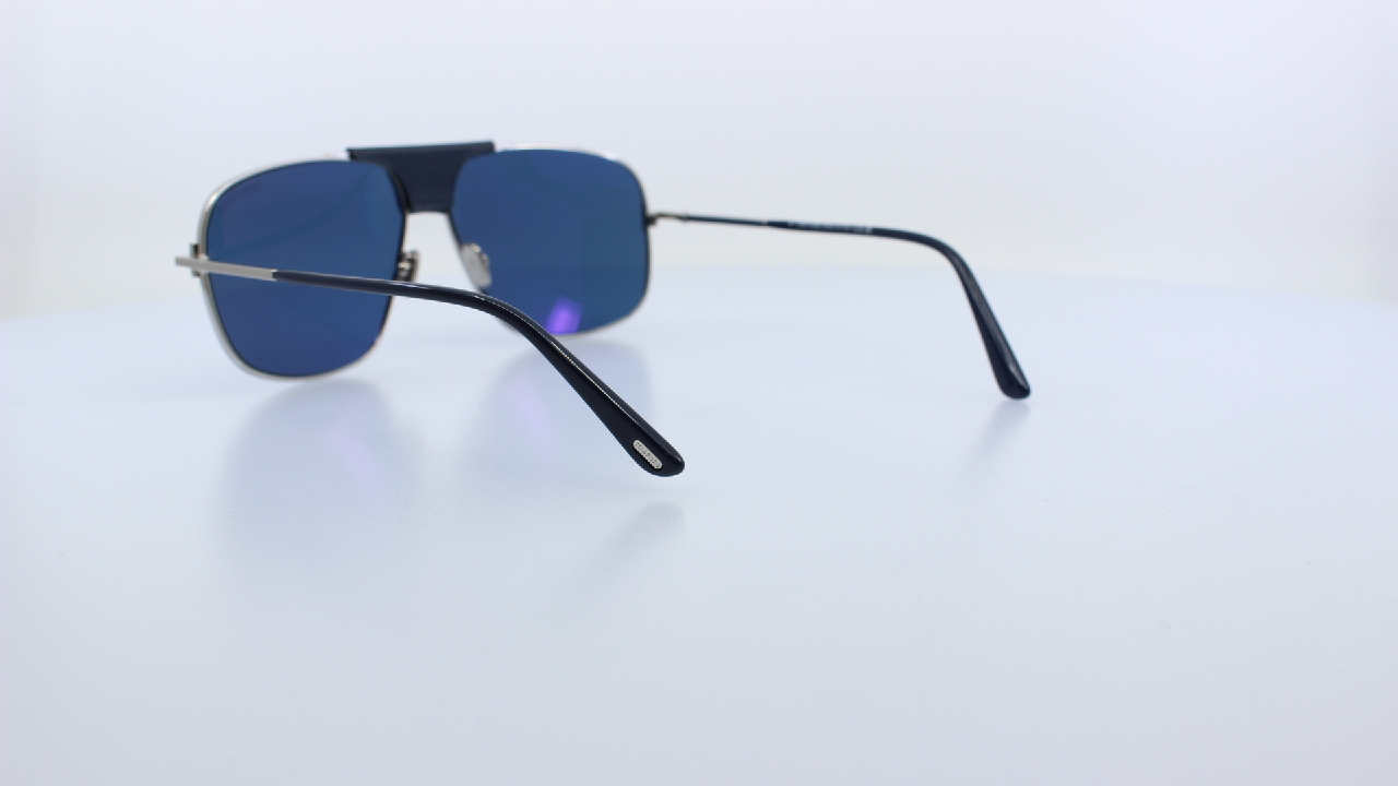 TOM FORD - ARANY - 1096