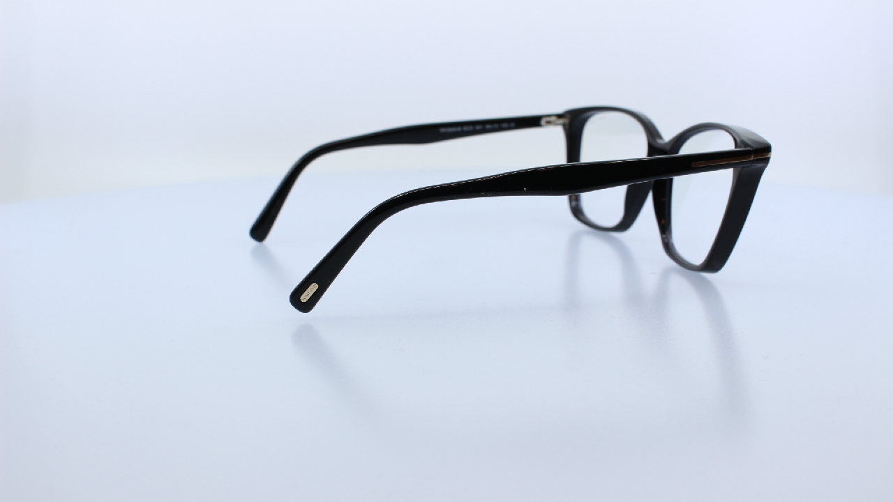 TOM FORD - FEKETE - 5949-B
