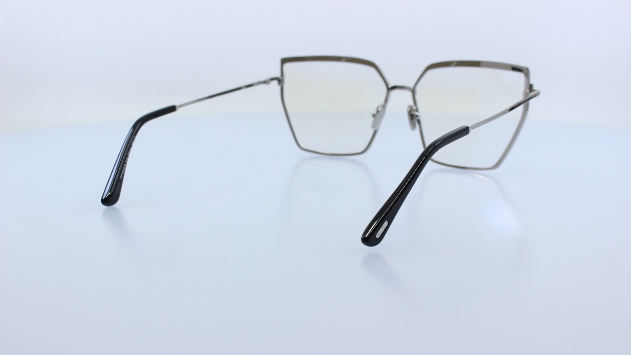 TOM FORD - EZÜST - 5946-B