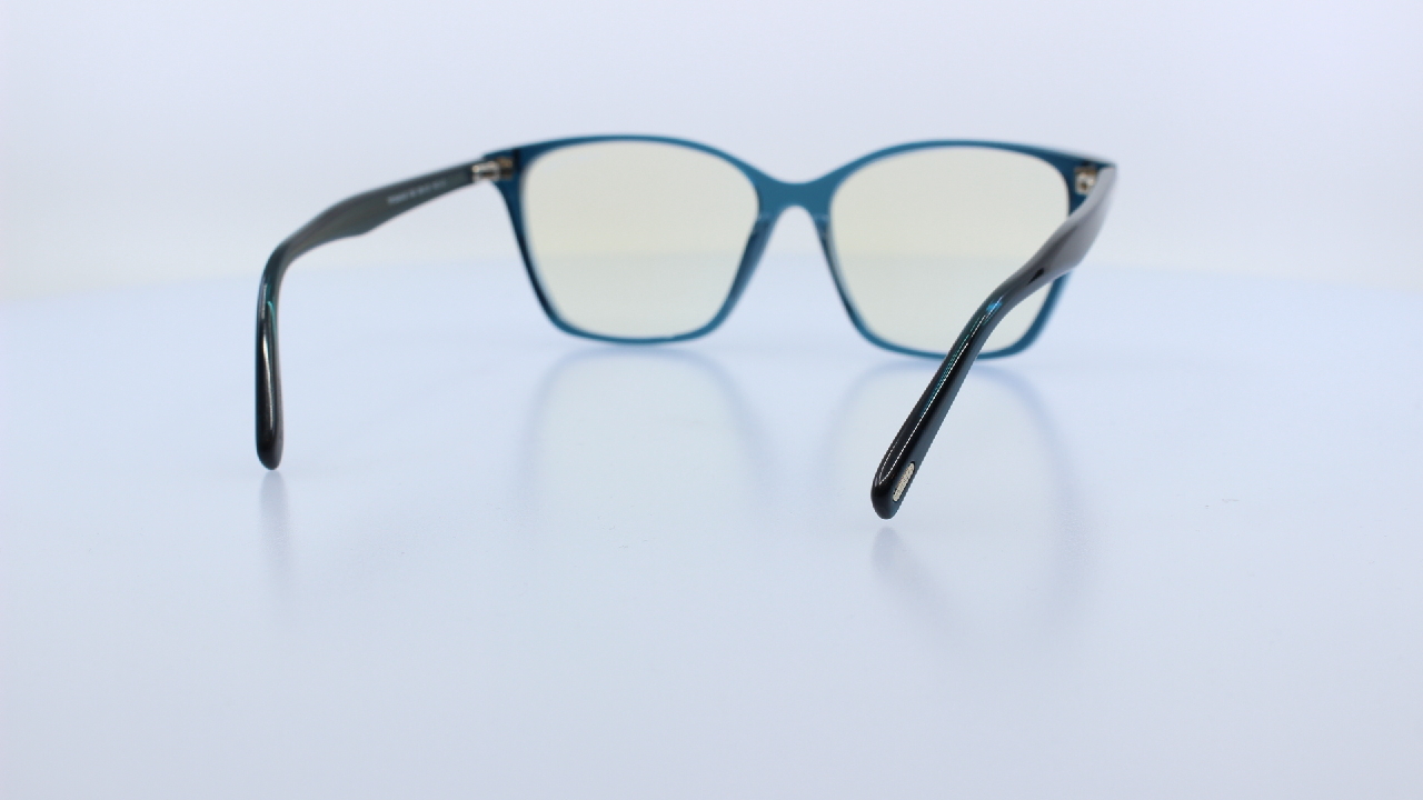 TOM FORD - KÉK - 5949-B