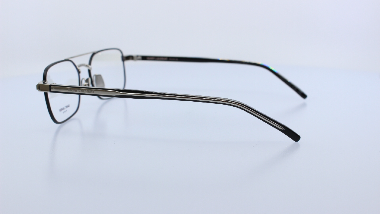 SAINT LAURENT - FEKETE - SL780