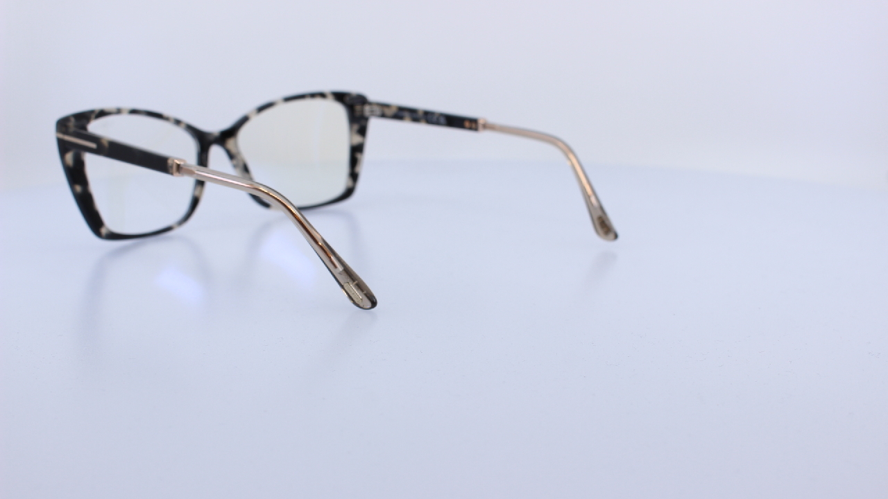 TOM FORD - FEKETE - 5893-B