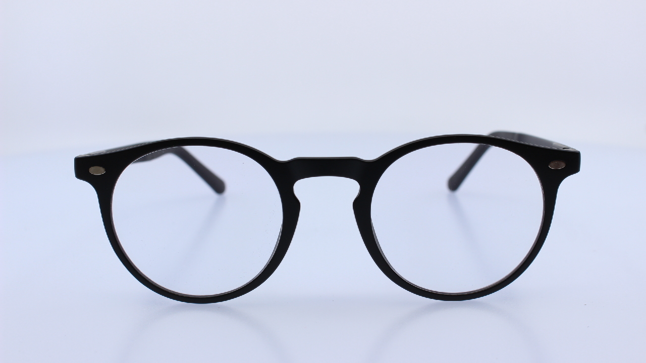 COLORON - FEKETE - LUCIUS