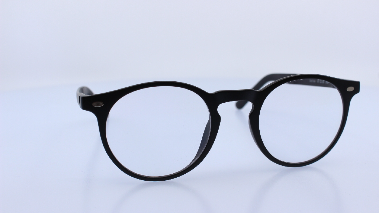 COLORON - FEKETE - LUCIUS