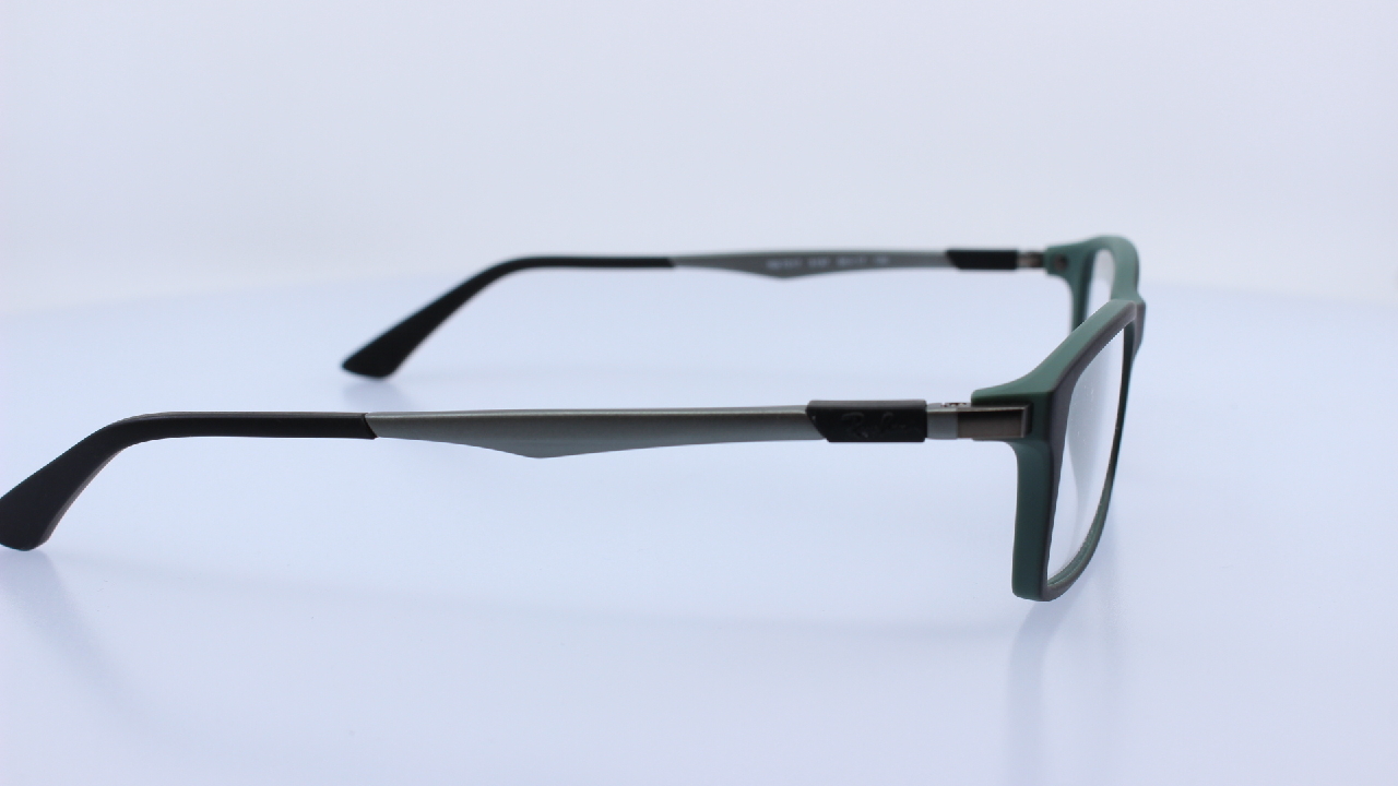 RAY BAN - FEKETE - RB7017