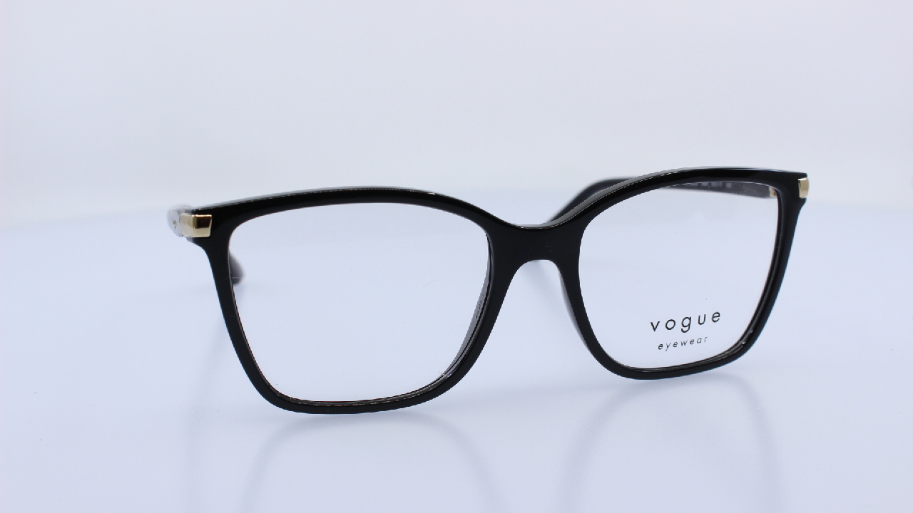 VOGUE - FEKETE - VO5654