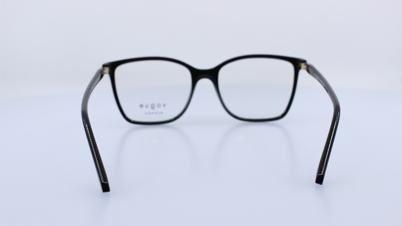 VOGUE - FEKETE - VO5654