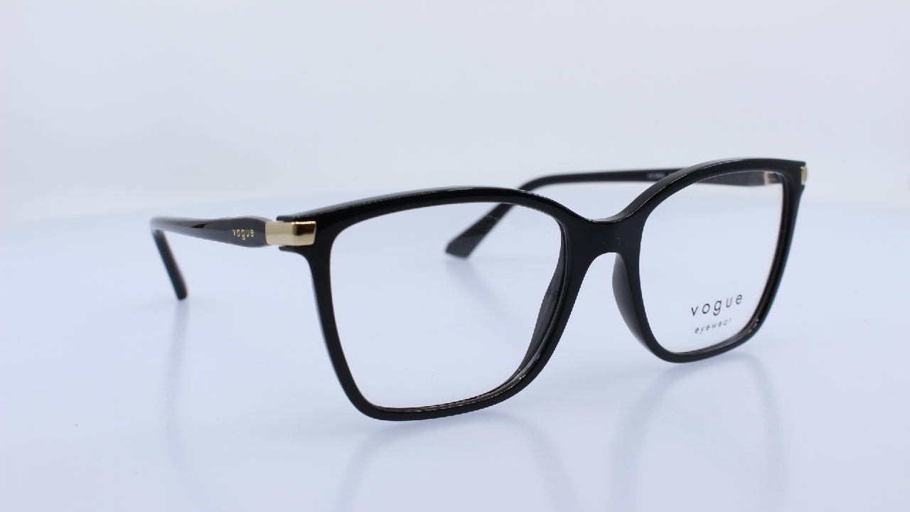 VOGUE - FEKETE - VO5654