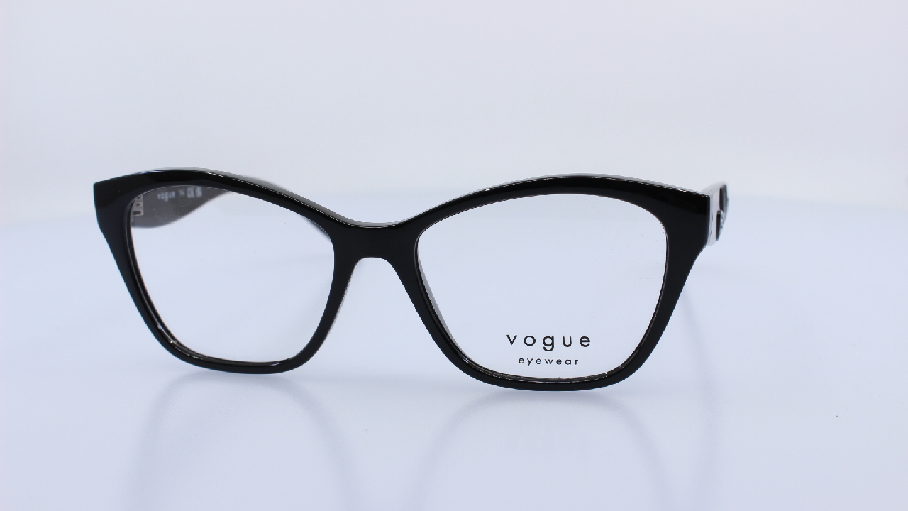 VOGUE - FEKETE - VO5628