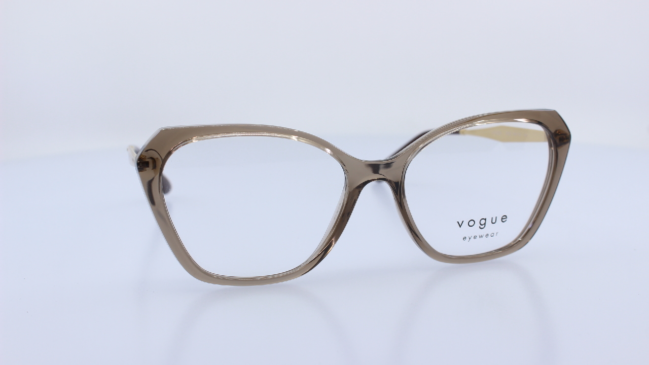 VOGUE - BARNA - VO5522