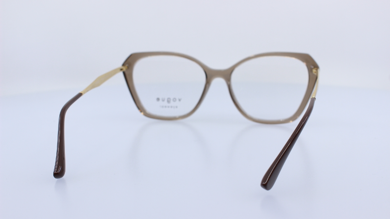 VOGUE - BARNA - VO5522