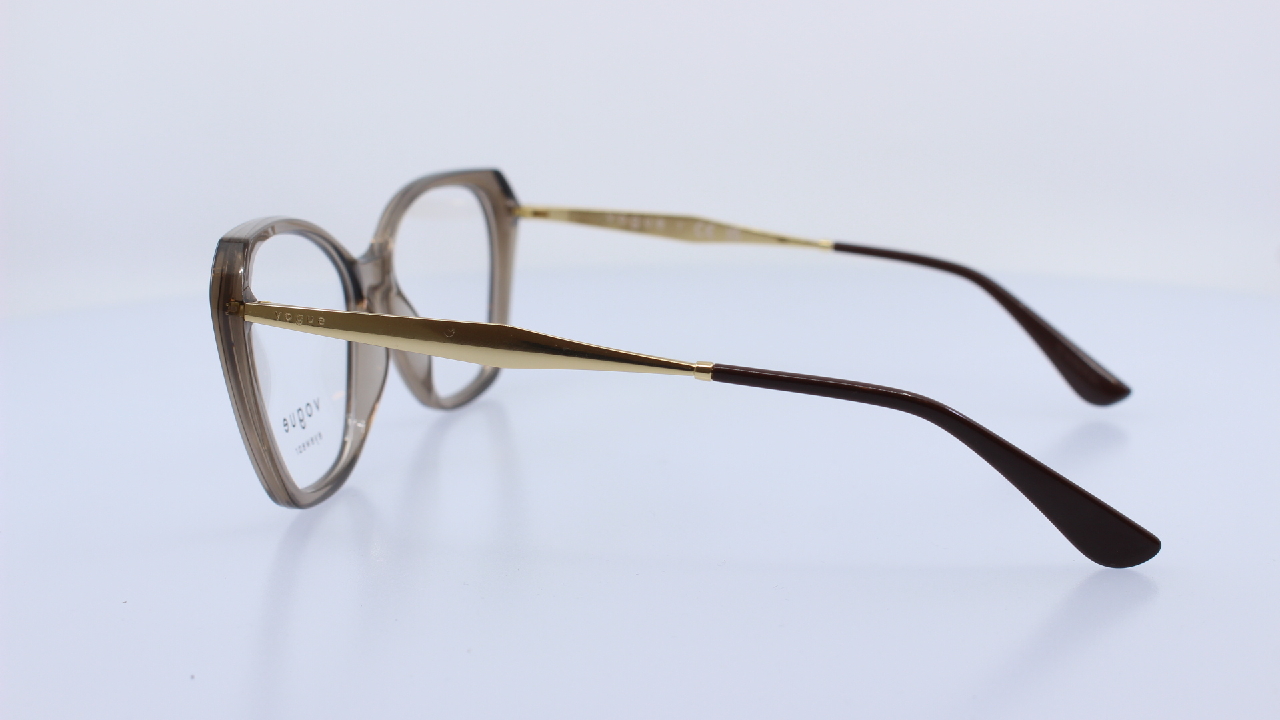 VOGUE - BARNA - VO5522