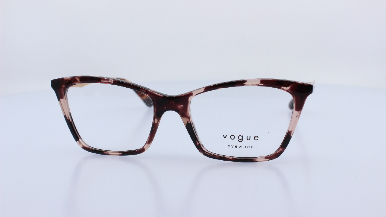 VOGUE - BARNA - VO5624