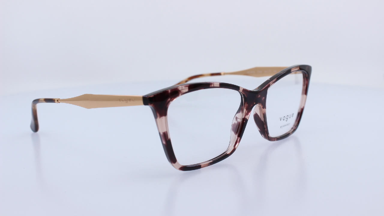 VOGUE - BARNA - VO5624