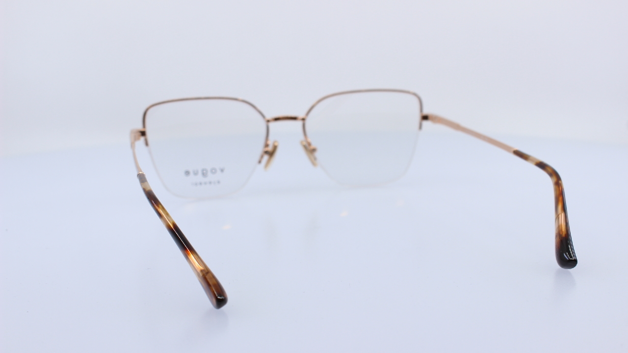 VOGUE - ARANY - VO4331