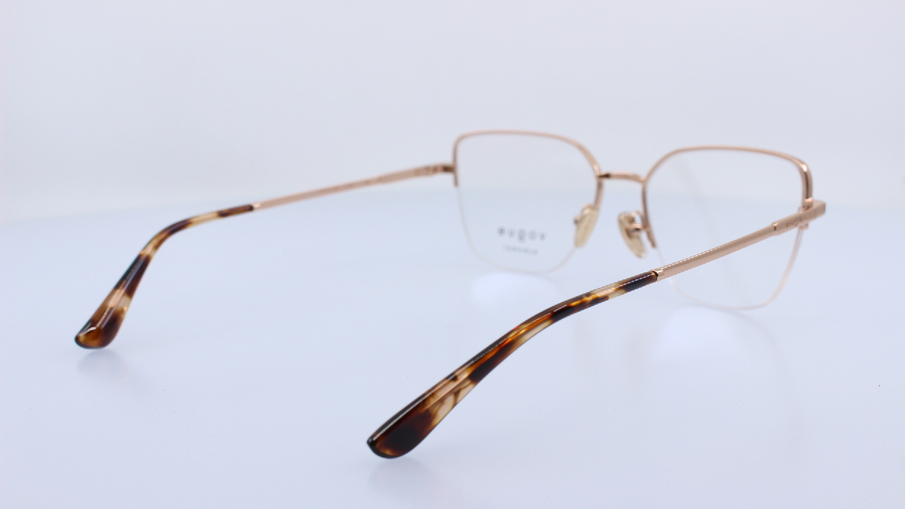 VOGUE - ARANY - VO4331