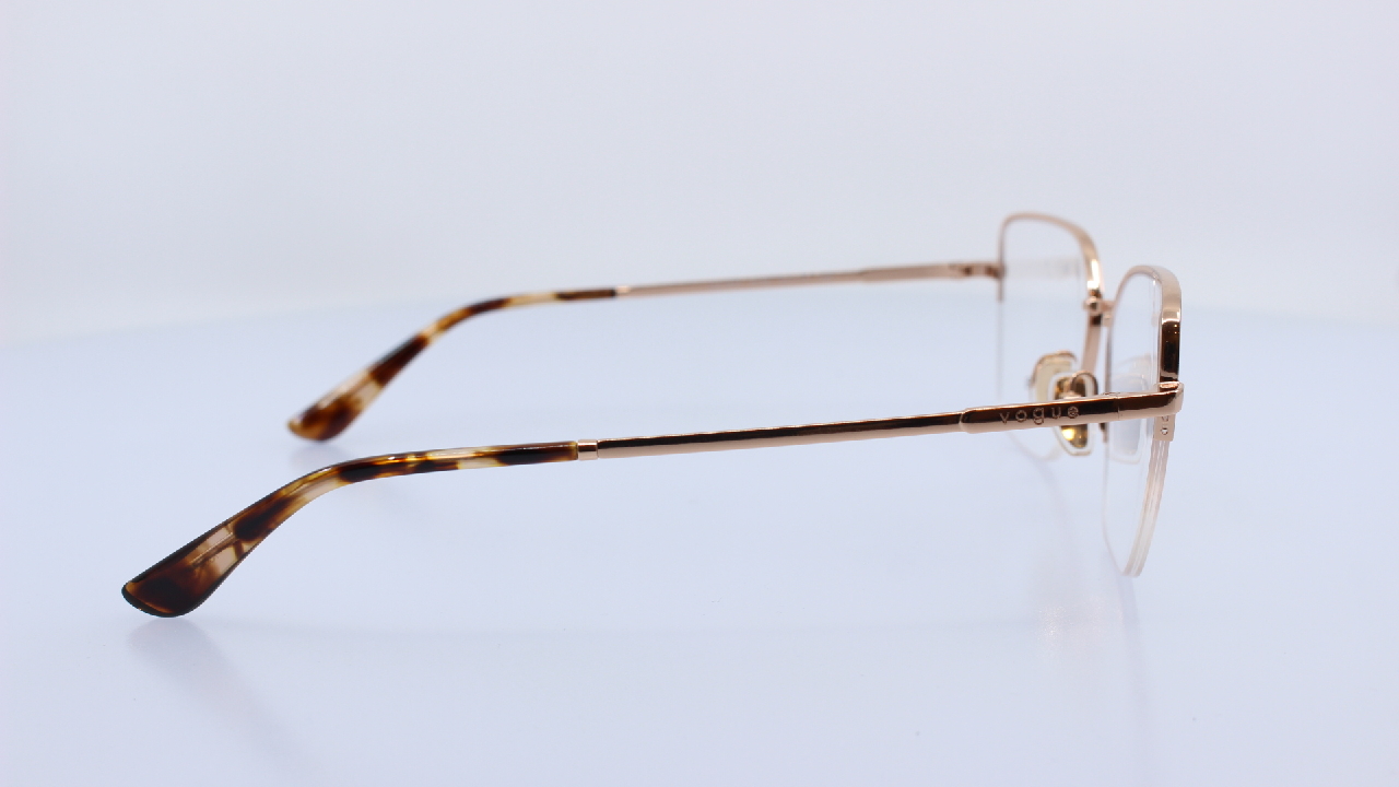 VOGUE - ARANY - VO4331