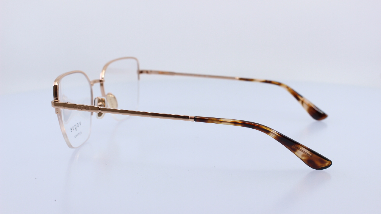 VOGUE - ARANY - VO4331