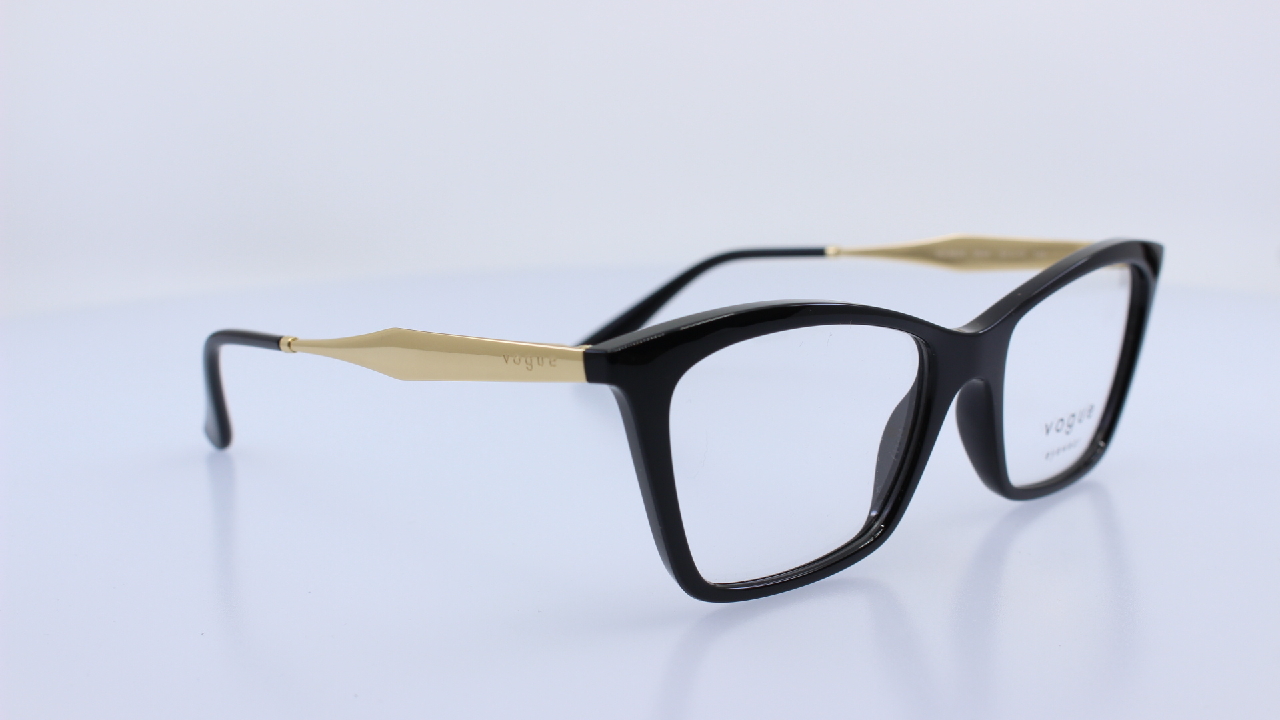 VOGUE - FEKETE - VO5624