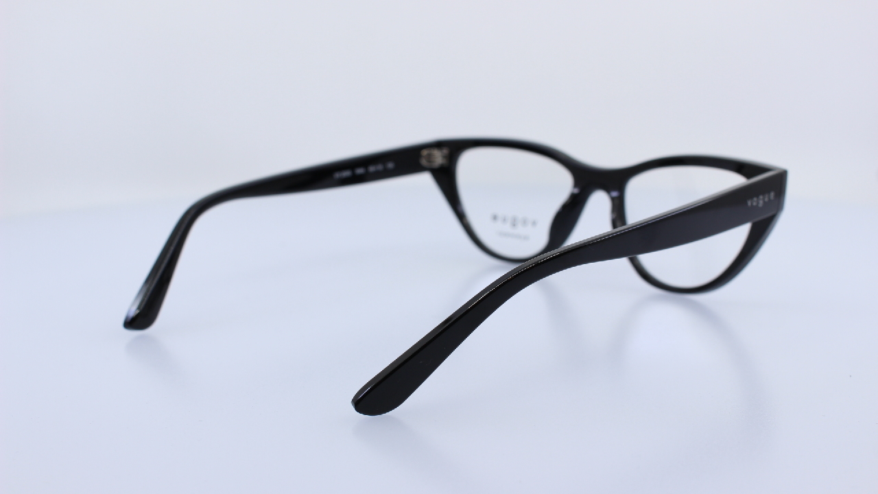 VOGUE - FEKETE - VY2035