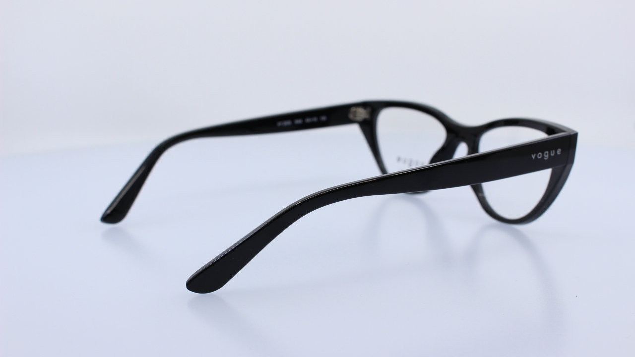 VOGUE - FEKETE - VY2035