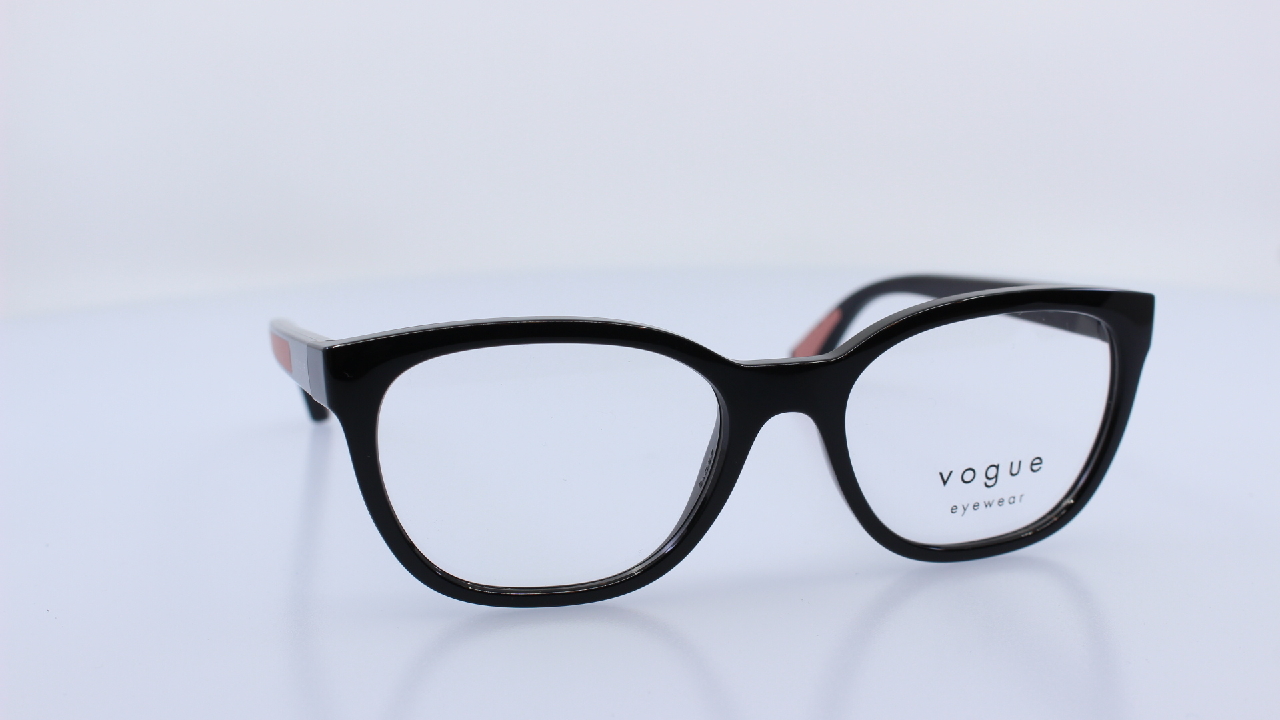 VOGUE - FEKETE - VY2033