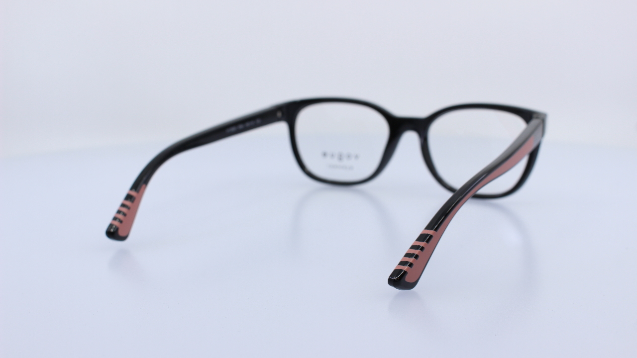 VOGUE - FEKETE - VY2033